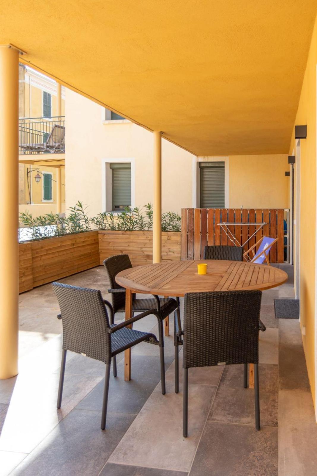 Residence Le Provence เลอลาวองดูว์ ภายนอก รูปภาพ